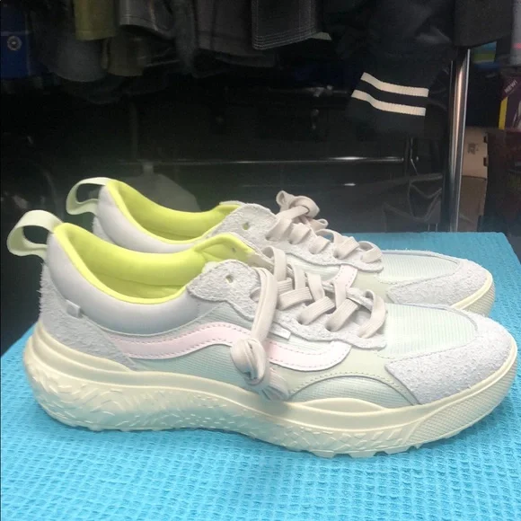 Vans Gray and Yellow Ultrarange Neo  Vr3 Sneakers with Chunky Design - Picture 3 of 7